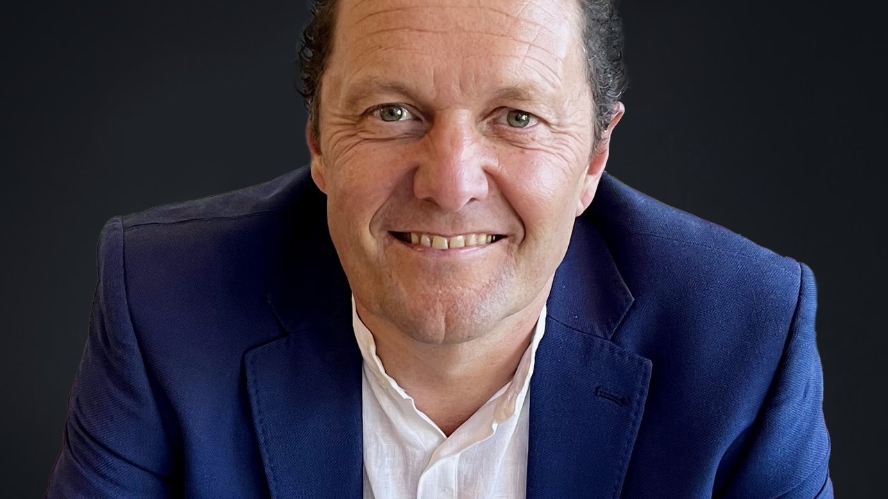 Non-Exec Global Chairman